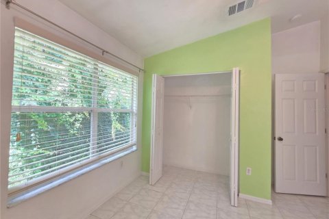 Condominio en venta en Gainesville, Florida, 2 dormitorios, 108.88 m2 № 2237435 - foto 16