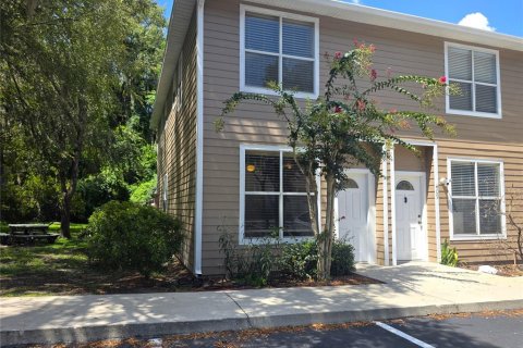 Condo in Gainesville, Florida, 2 bedrooms № 2237435