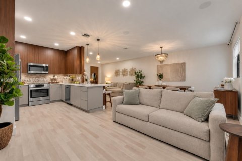 Touwnhouse à vendre à Doral, Floride: 4 chambres, 195.56 m2 № 2264129 - photo 26