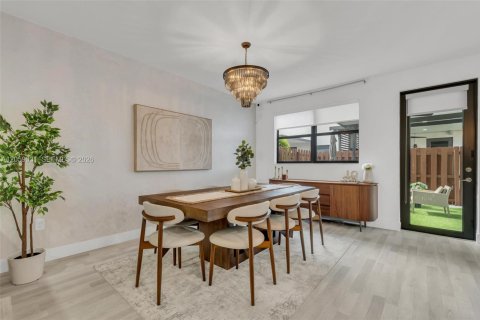 Touwnhouse à vendre à Doral, Floride: 4 chambres, 195.56 m2 № 2264129 - photo 14