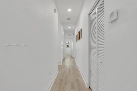 Touwnhouse à vendre à Doral, Floride: 4 chambres, 195.56 m2 № 2264129 - photo 30