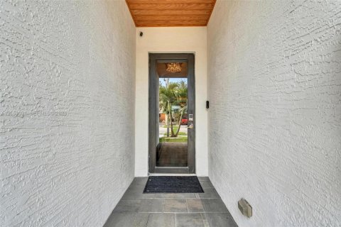 Touwnhouse à vendre à Doral, Floride: 4 chambres, 195.56 m2 № 2264129 - photo 5