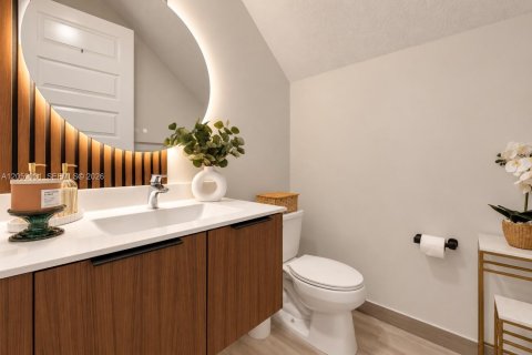 Touwnhouse à vendre à Doral, Floride: 4 chambres, 195.56 m2 № 2264129 - photo 19