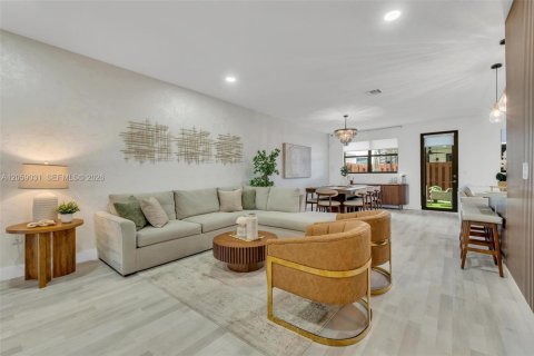 Touwnhouse à vendre à Doral, Floride: 4 chambres, 195.56 m2 № 2264129 - photo 9