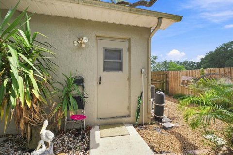 Villa ou maison à vendre à Spring Hill, Floride: 2 chambres, 98.48 m2 № 2259360 - photo 27