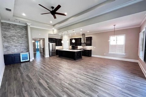 Villa ou maison à louer à Jacksonville, Floride: 4 chambres, 261.61 m2 № 2415123 - photo 4