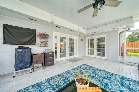 House in Orlando, Florida 3 bedrooms, 192.68 sq.m. № 1793342 - photo 27