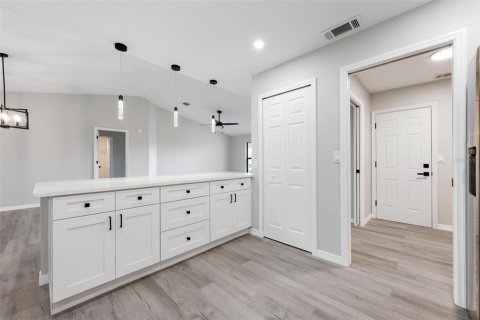 Villa ou maison à vendre à Nokomis, Floride: 3 chambres, 159.42 m2 № 2347066 - photo 9
