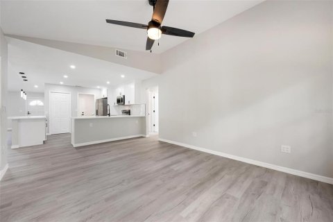 Villa ou maison à vendre à Nokomis, Floride: 3 chambres, 159.42 m2 № 2347066 - photo 12