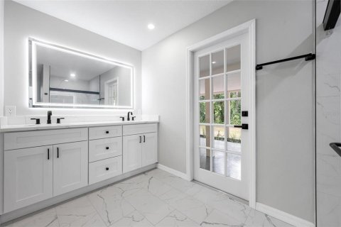 Villa ou maison à vendre à Nokomis, Floride: 3 chambres, 159.42 m2 № 2347066 - photo 16