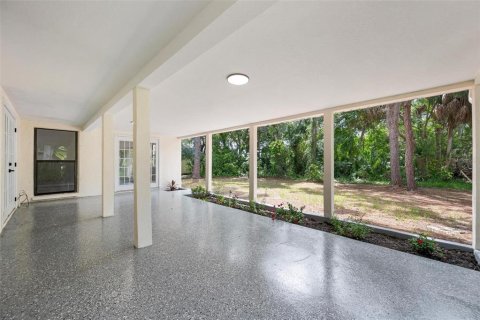 Villa ou maison à vendre à Nokomis, Floride: 3 chambres, 159.42 m2 № 2347066 - photo 25