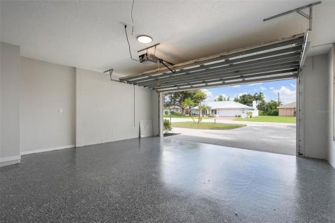 Villa ou maison à vendre à Nokomis, Floride: 3 chambres, 159.42 m2 № 2347066 - photo 26