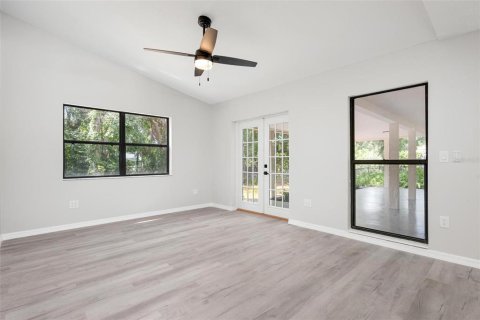 Villa ou maison à vendre à Nokomis, Floride: 3 chambres, 159.42 m2 № 2347066 - photo 11
