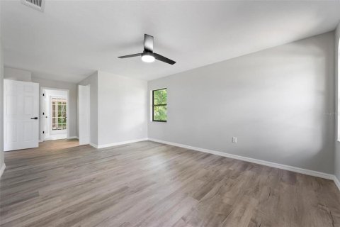 Villa ou maison à vendre à Nokomis, Floride: 3 chambres, 159.42 m2 № 2347066 - photo 13