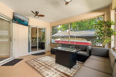 Villa ou maison à vendre à Deltona, Floride: 4 chambres, 197.32 m2 № 1904626 - photo 21