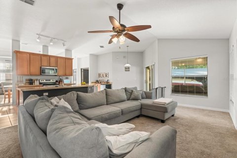 Villa ou maison à vendre à Deltona, Floride: 4 chambres, 197.32 m2 № 1904626 - photo 29