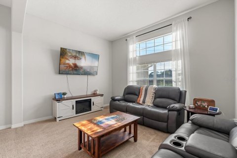 Villa ou maison à vendre à Deltona, Floride: 4 chambres, 197.32 m2 № 1904626 - photo 6