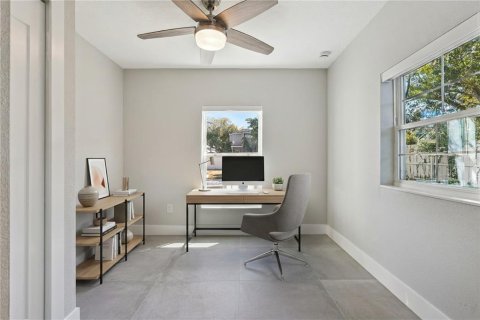 House in Winter Park, Florida 3 bedrooms, 117.89 sq.m. № 2150249 - photo 26