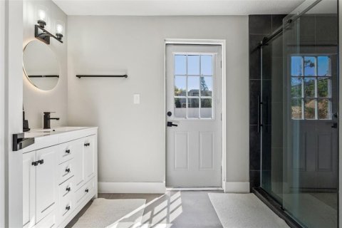 House in Winter Park, Florida 3 bedrooms, 117.89 sq.m. № 2150249 - photo 22