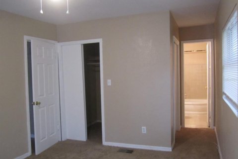Apartamento en alquiler en Saint Petersburg, Florida, 2 dormitorios, 78.97 m2 № 1876987 - foto 9