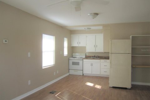 Apartamento en alquiler en Saint Petersburg, Florida, 2 dormitorios, 78.97 m2 № 1876987 - foto 3