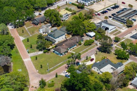 House in Winter Park, Florida 3 bedrooms, 123.47 sq.m. № 2157954 - photo 7