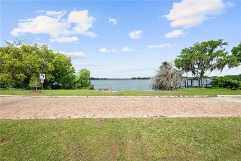 House in Winter Park, Florida 3 bedrooms, 123.47 sq.m. № 2157954 - photo 5
