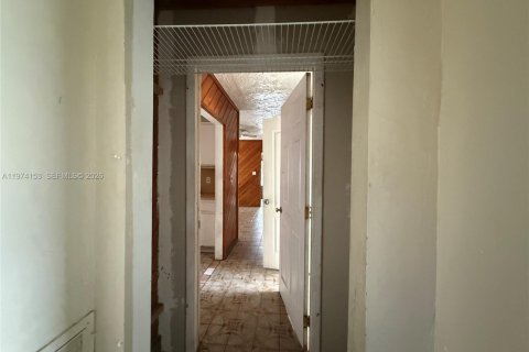 Casa en venta en Miami, Florida, 3 dormitorios, 129.78 m2 № 2036402 - foto 19