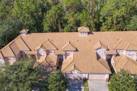 Townhouse in Davenport, Florida 3 bedrooms, 191.29 sq.m. № 2207426 - photo 5
