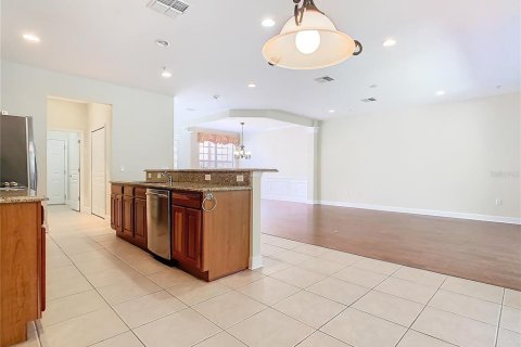 Townhouse in Davenport, Florida 3 bedrooms, 191.29 sq.m. № 2207426 - photo 23