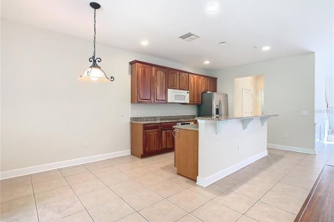 Townhouse in Davenport, Florida 3 bedrooms, 191.29 sq.m. № 2207426 - photo 24