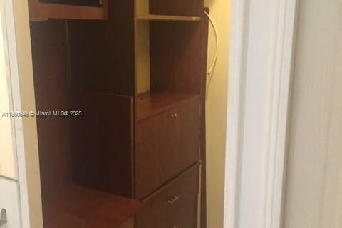 Condominio en alquiler en Hallandale Beach, Florida, 1 dormitorio, 65.96 m2 № 1856822 - foto 13