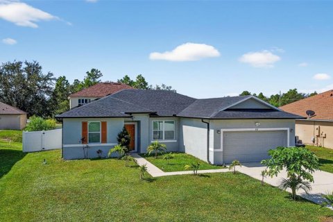 Villa ou maison à vendre à Poinciana, Floride: 4 chambres, 165.92 m2 № 1894311 - photo 2