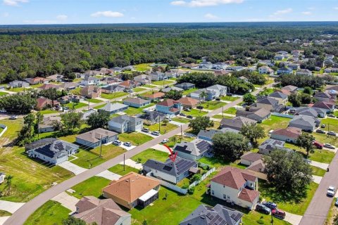 Villa ou maison à vendre à Poinciana, Floride: 4 chambres, 165.92 m2 № 1894311 - photo 8