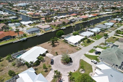Terrain à vendre à Punta Gorda, Floride № 1913017 - photo 6