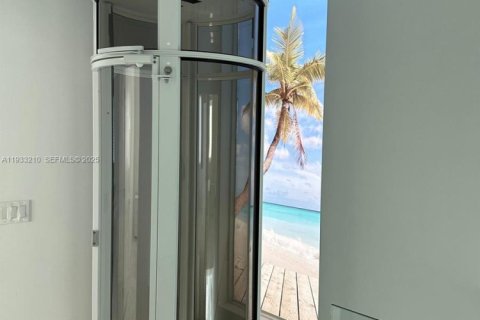 Купить виллу или дом в Ки-Ларго, Флорида 3 спальни, 162.02м2, № 1992024 - фото 5