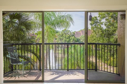 Copropriété à vendre à Coral Springs, Floride: 2 chambres, 91.42 m2 № 1830322 - photo 23