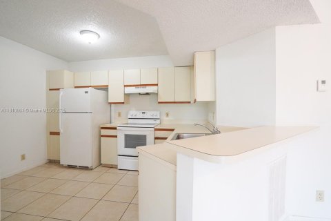 Copropriété à vendre à Coral Springs, Floride: 2 chambres, 91.42 m2 № 1830322 - photo 6