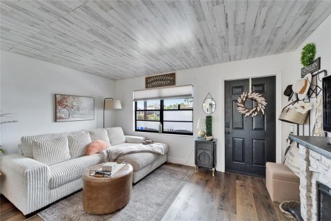 Condominio en venta en Clearwater, Florida, 1 dormitorio, 55.09 m2 № 1571911 - foto 5