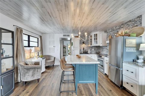 Condominio en venta en Clearwater, Florida, 1 dormitorio, 55.09 m2 № 1571911 - foto 3