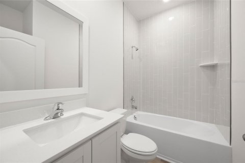 Купить виллу или дом в Эстатула, Флорида 8 комнат, 143.07м2, № 1903724 - фото 18