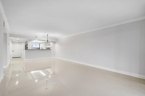 Купить кондоминиум в Бока-Ратон, Флорида 4 комнаты, 124.4м2, № 2088351 - фото 9