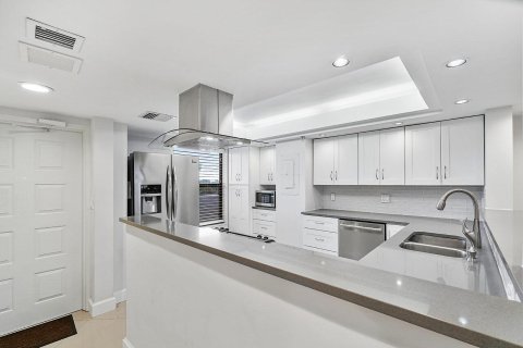 Купить кондоминиум в Бока-Ратон, Флорида 4 комнаты, 124.4м2, № 2088351 - фото 4