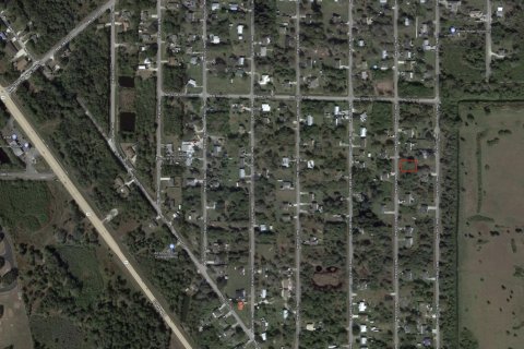Land in Okeechobee, Florida № 1161829 - photo 1