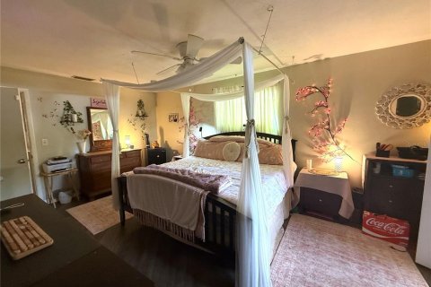 Casa en venta en New Port Richey, Florida, 3 dormitorios, 145.21 m2 № 1912291 - foto 27