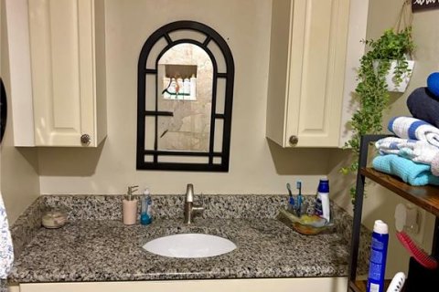 Casa en venta en New Port Richey, Florida, 3 dormitorios, 145.21 m2 № 1912291 - foto 8