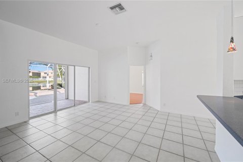 Casa en alquiler en Weston, Florida, 4 dormitorios, 201.78 m2 № 2040096 - foto 19