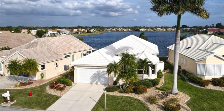 Casa en Punta Gorda, Florida 3 dormitorios, 162.95 m2 № 1556021