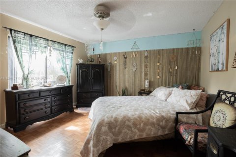 Adosado en venta en Miami, Florida, 3 dormitorios, 135.82 m2 № 1798731 - foto 12