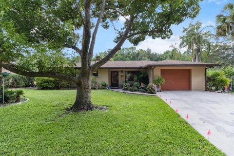 House in Homosassa, Florida 2 bedrooms, 106.47 sq.m. № 1847135 - photo 5